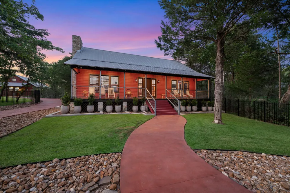 1304 E State Highway 71 West Point, TX 78963