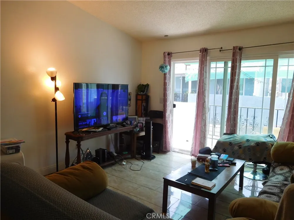 13302 Ramona Baldwin Park, CA 91706