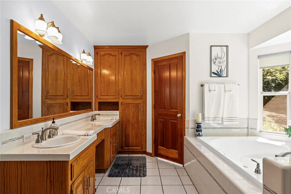 185 Wild Rose Chico, CA 95973