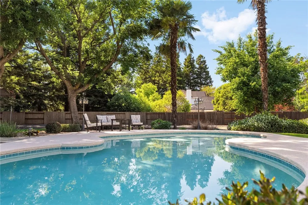 185 Wild Rose Chico, CA 95973
