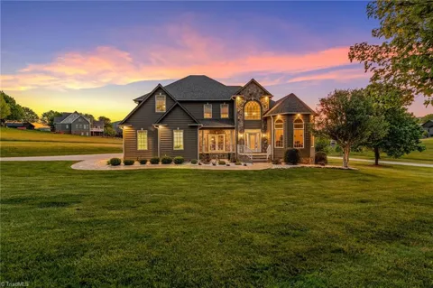 891 Olde Charter Circle