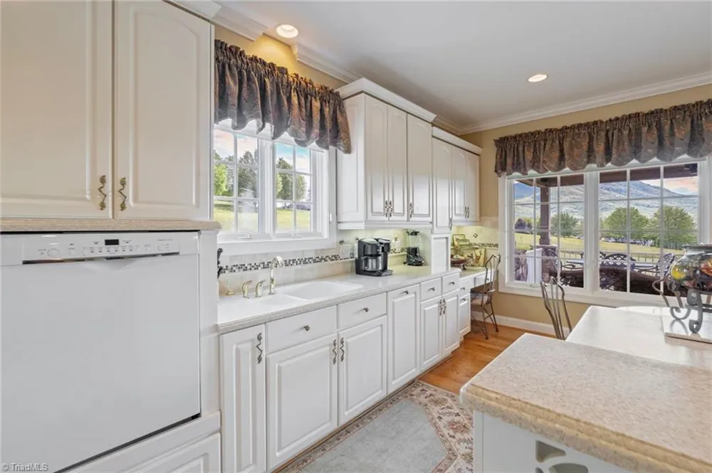 891 Olde Charter Circle Jefferson, NC 28640