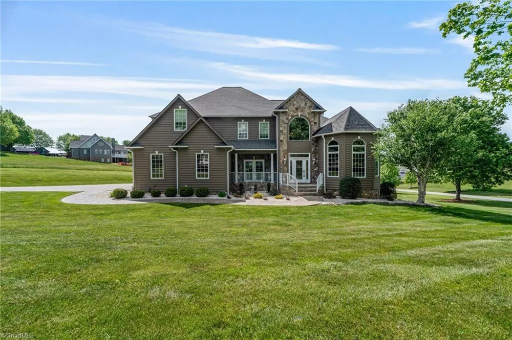 891 Olde Charter Circle Jefferson, NC 28640