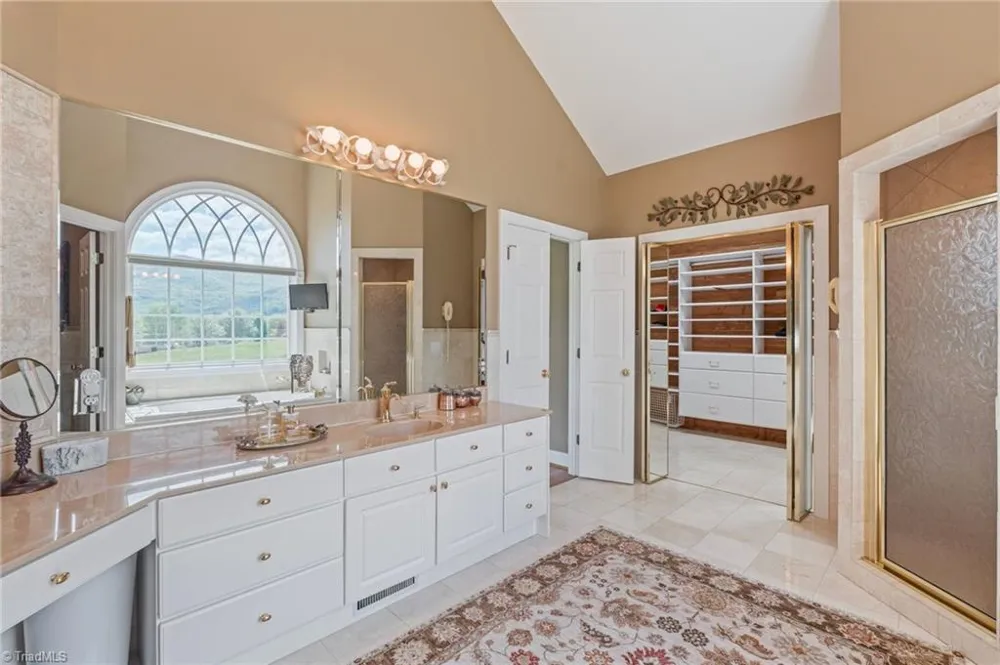 891 Olde Charter Circle Jefferson, NC 28640