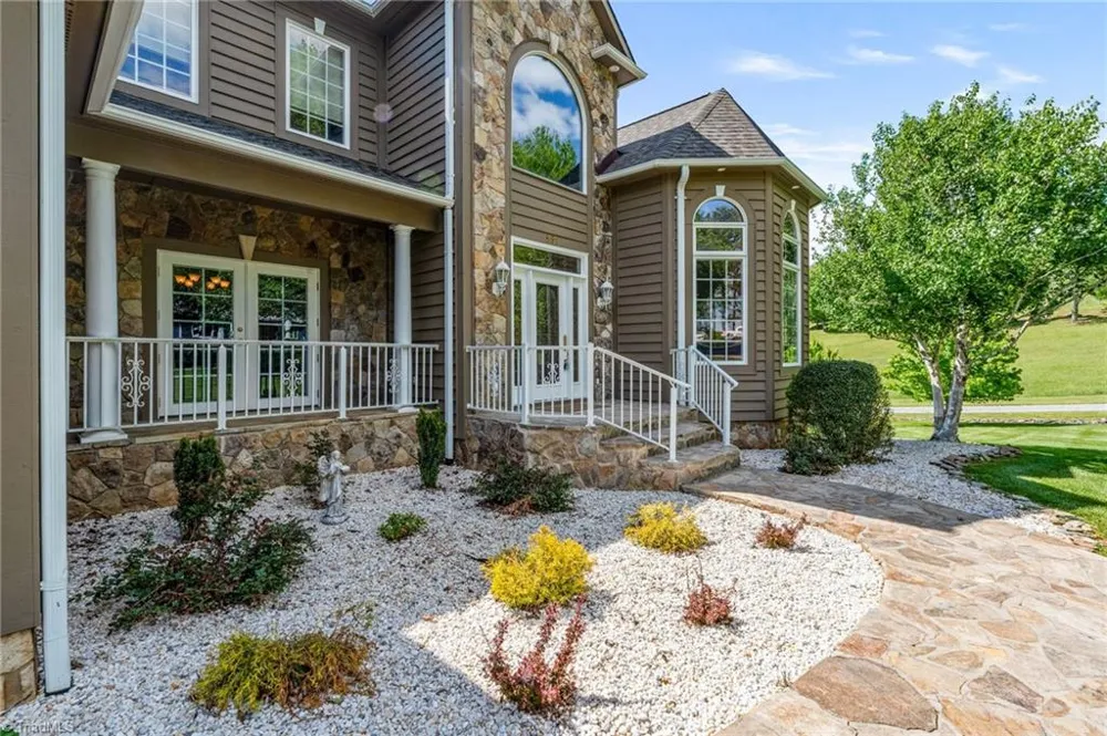 891 Olde Charter Circle Jefferson, NC 28640