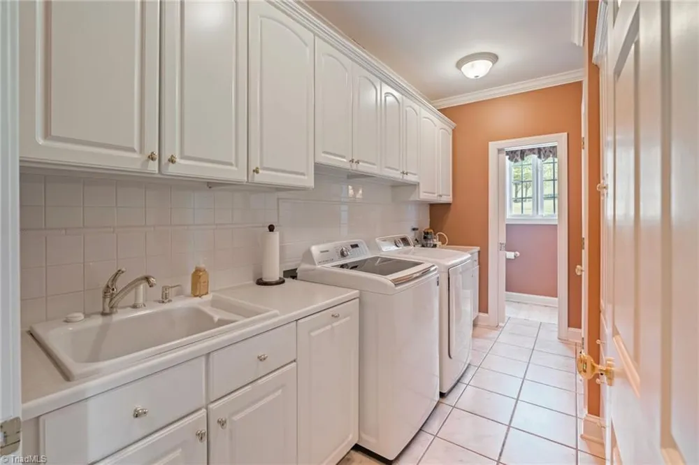 891 Olde Charter Circle Jefferson, NC 28640