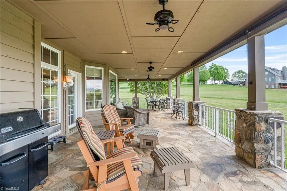 891 Olde Charter Circle Jefferson, NC 28640