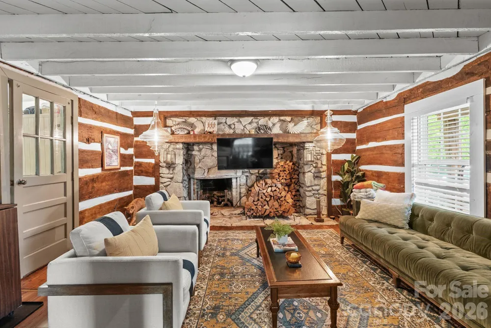 285 Glenaire Drive Mars Hill, NC 28754