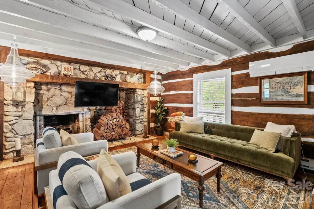 285 Glenaire Drive Mars Hill, NC 28754