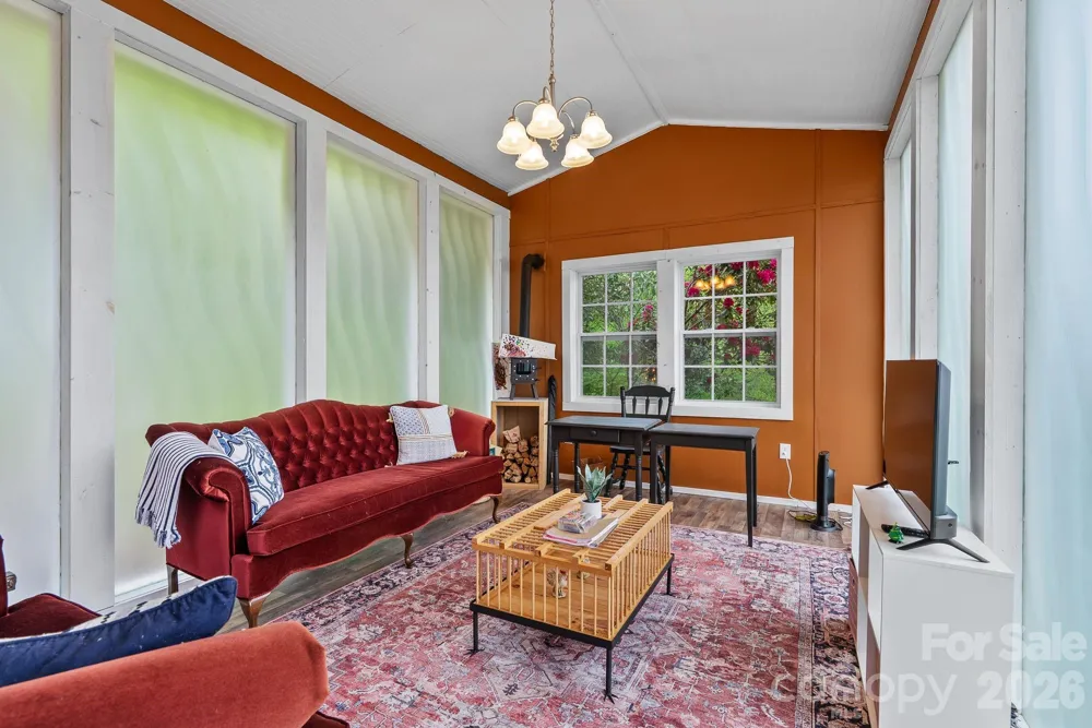 285 Glenaire Drive Mars Hill, NC 28754