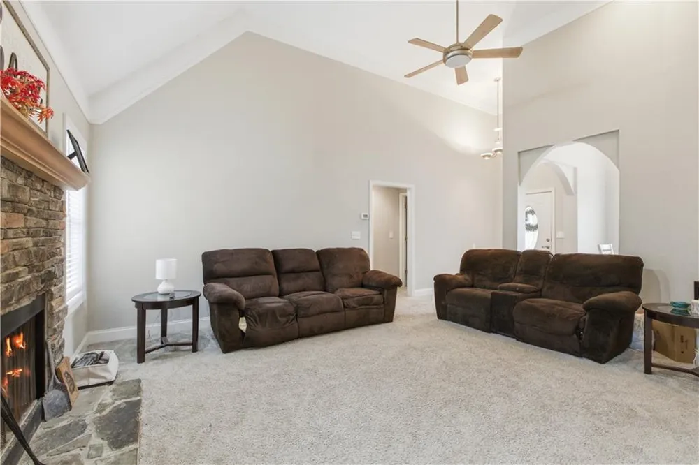 158 Ridge Lane Lula, GA 30554