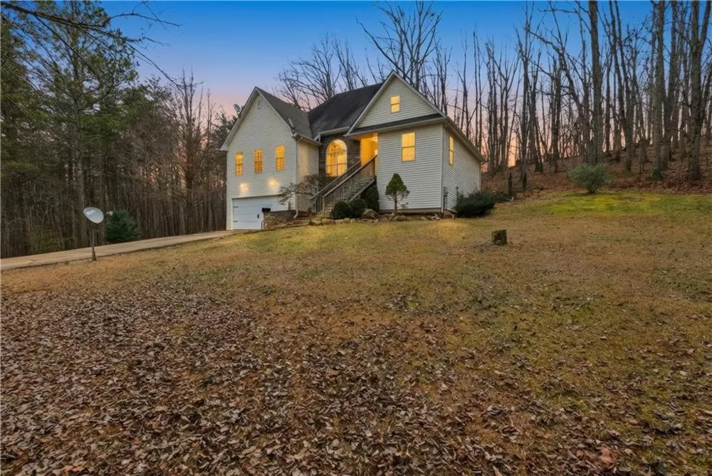 158 Ridge Lane Lula, GA 30554
