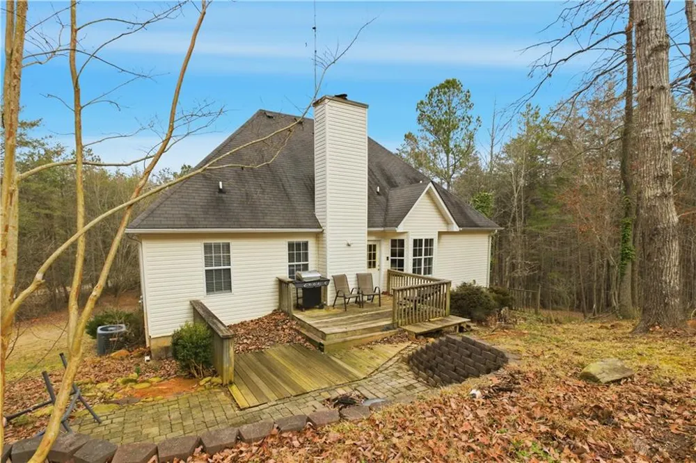 158 Ridge Lane Lula, GA 30554