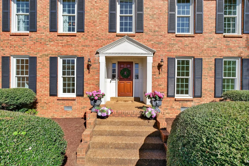 1553 N Main St Mount Pleasant, TN 38474