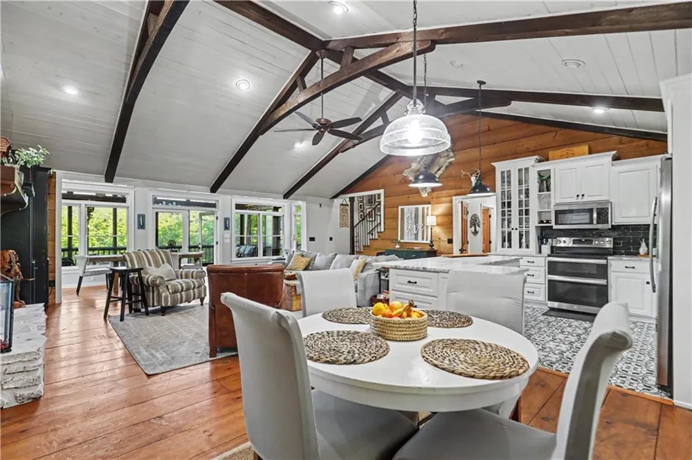 519 Pinecrest Road Sautee Nacoochee, GA 30571