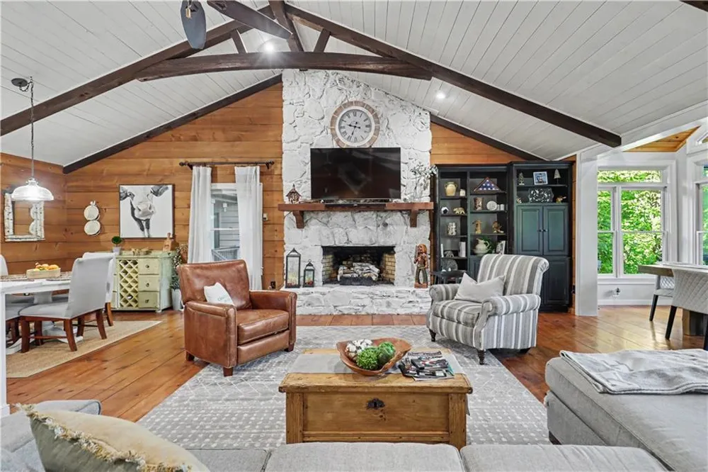 519 Pinecrest Road Sautee Nacoochee, GA 30571