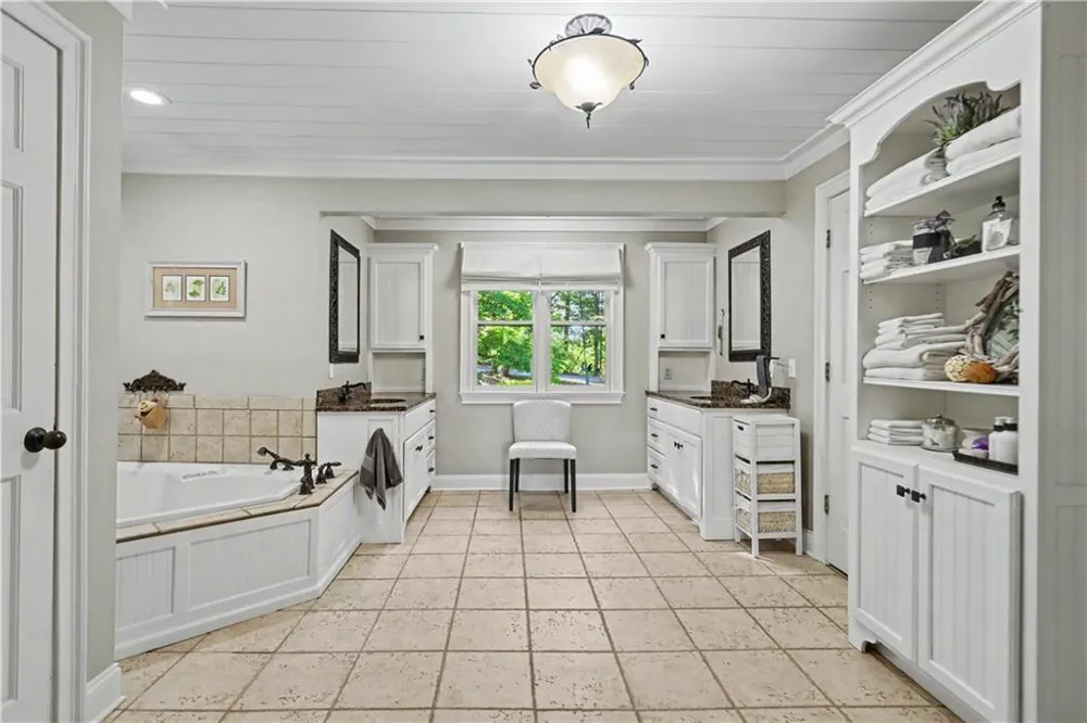519 Pinecrest Road Sautee Nacoochee, GA 30571