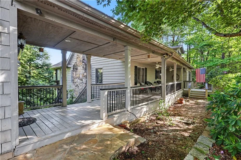 519 Pinecrest Road Sautee Nacoochee, GA 30571
