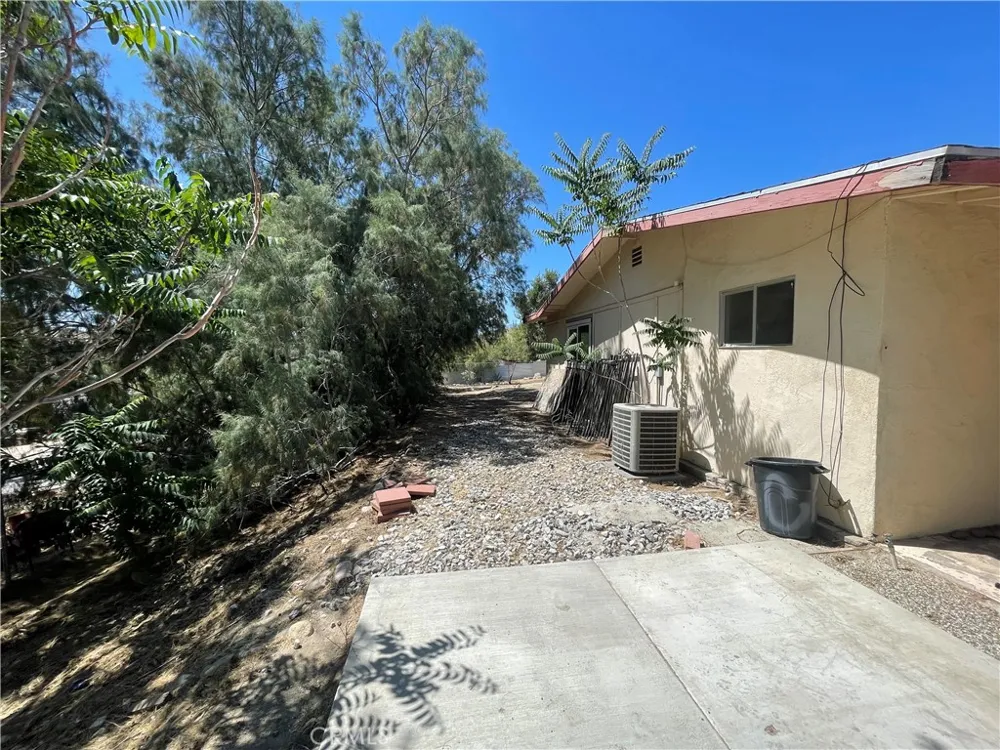 49116 Hibiscus Morongo Valley, CA 92256