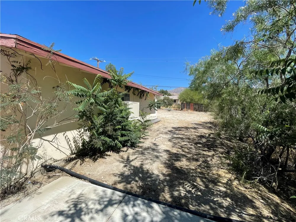 49116 Hibiscus Morongo Valley, CA 92256