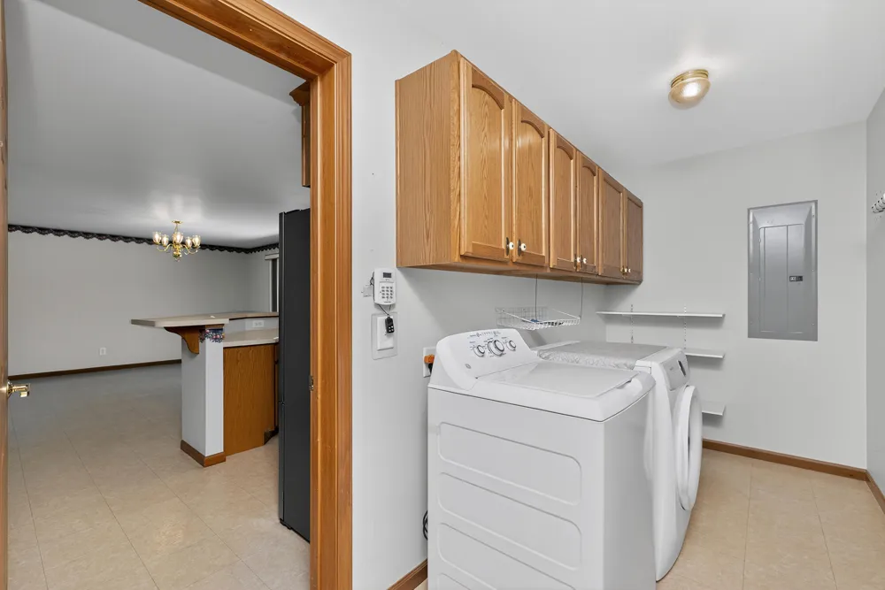 29376 Saddlebred Lane Dowagiac, MI 49047