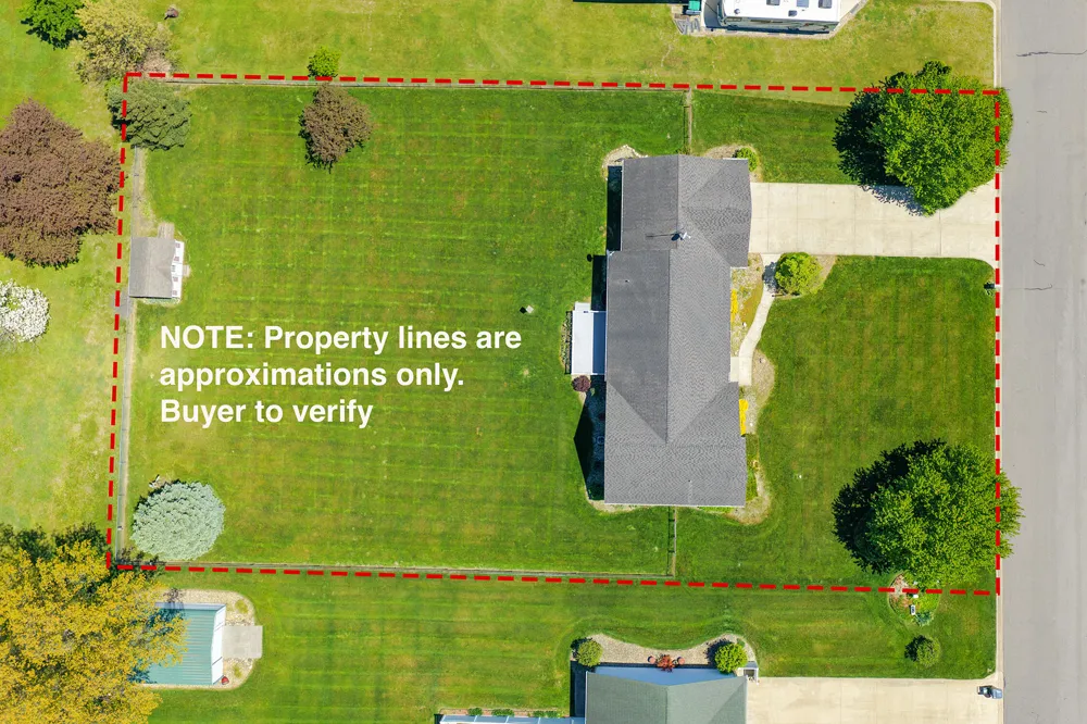 29376 Saddlebred Lane Dowagiac, MI 49047