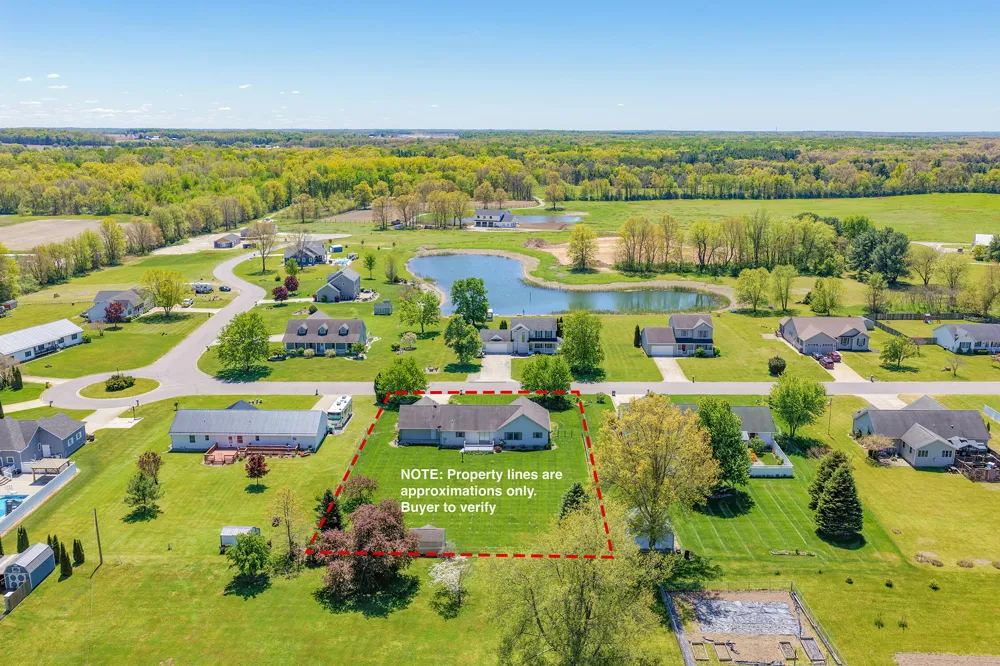 29376 Saddlebred Lane Dowagiac, MI 49047