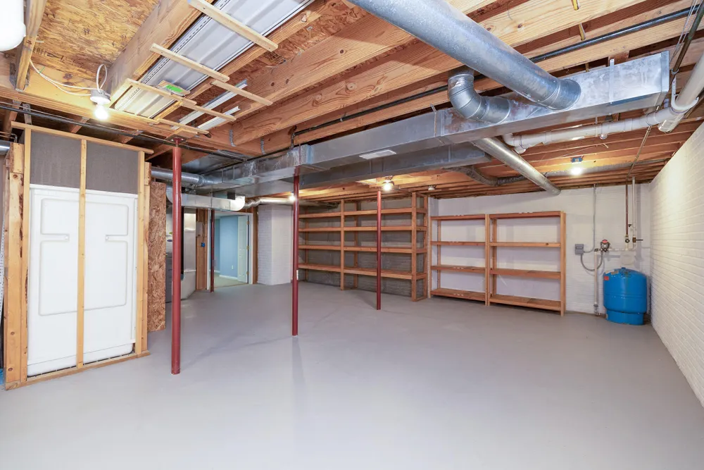29376 Saddlebred Lane Dowagiac, MI 49047