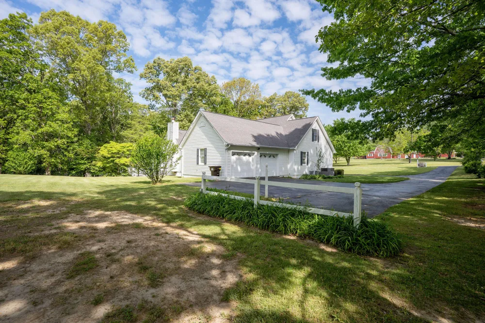 2526 County Road 194 Bryant, AL 35958