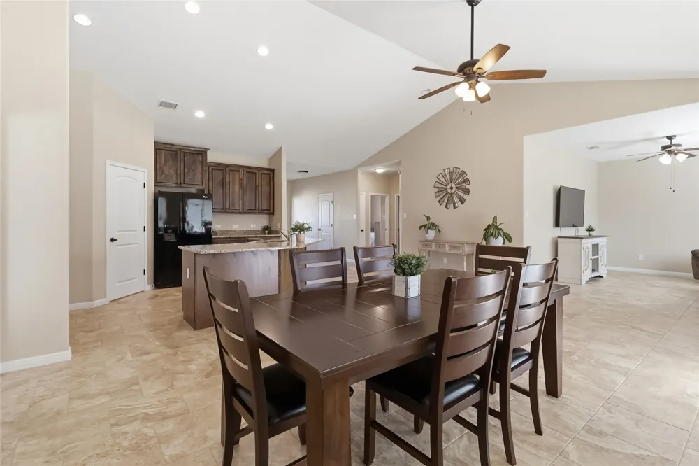 285 Hummingbird Way Martindale, TX 78655