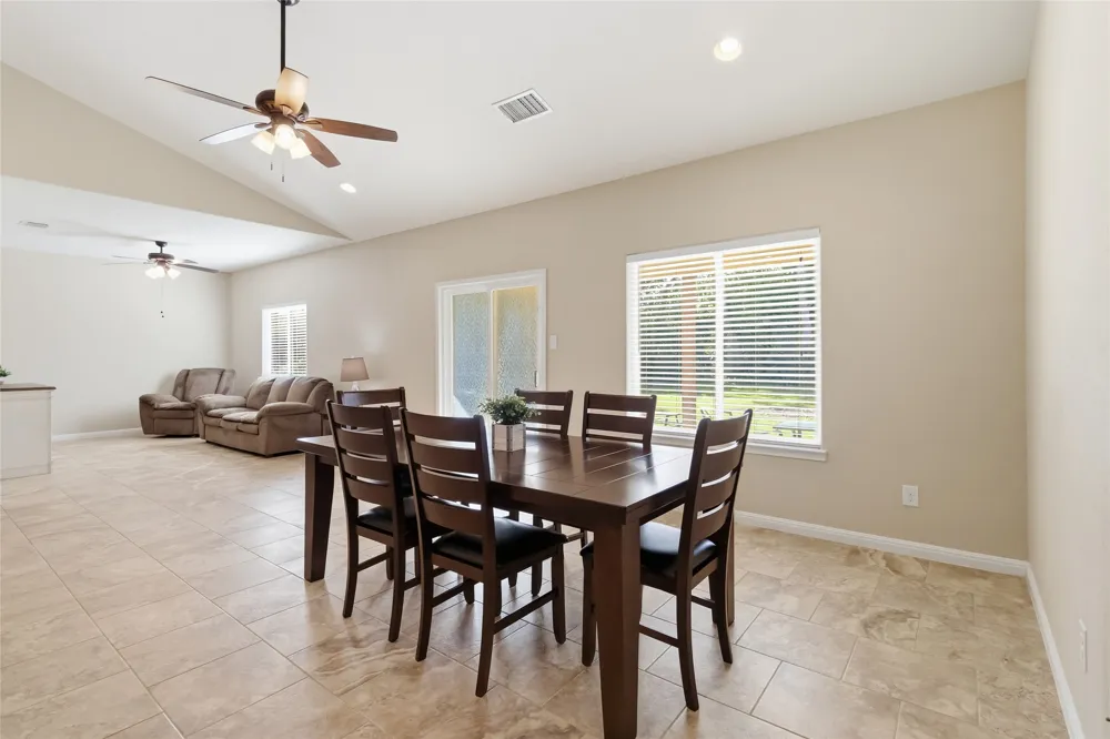 285 Hummingbird Way Martindale, TX 78655