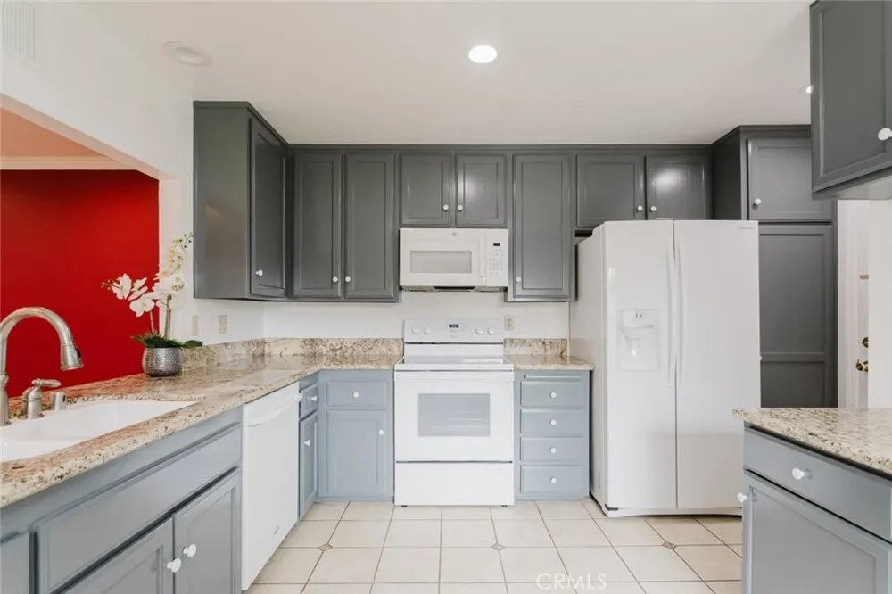 410 Champlain Drive Claremont, CA 91711