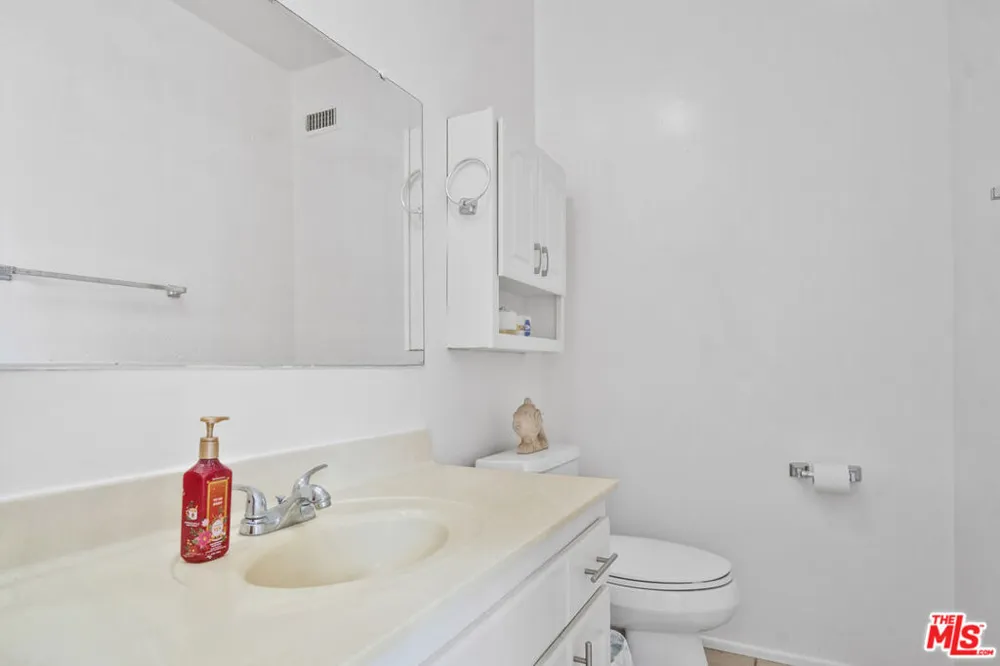 15513 S Tarrant Avenue Compton, CA 90220