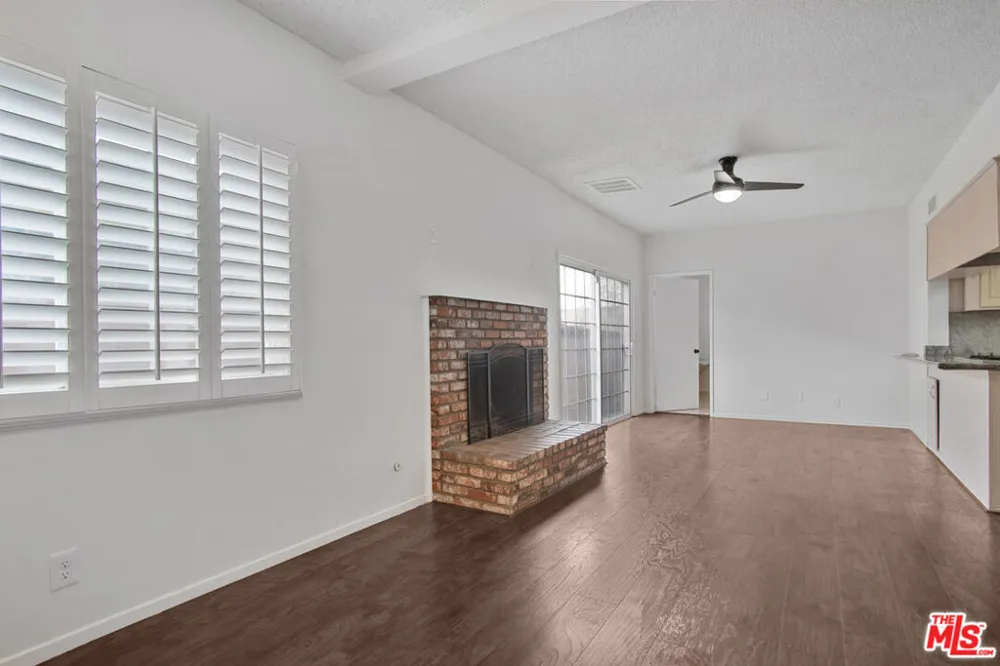 15513 S Tarrant Avenue Compton, CA 90220