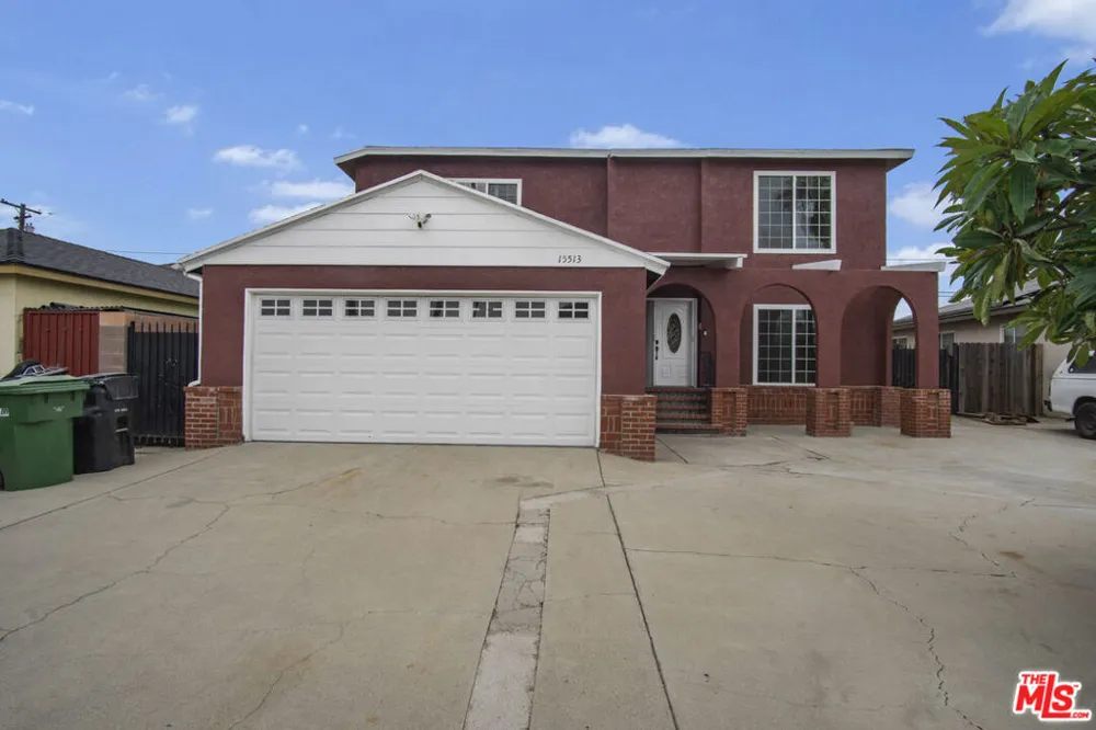 15513 S Tarrant Avenue Compton, CA 90220