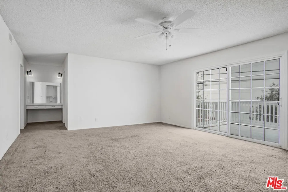 15513 S Tarrant Avenue Compton, CA 90220