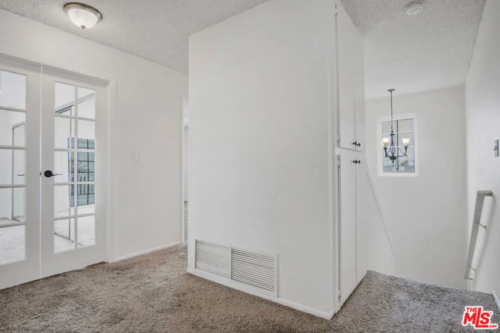 15513 S Tarrant Avenue Compton, CA 90220