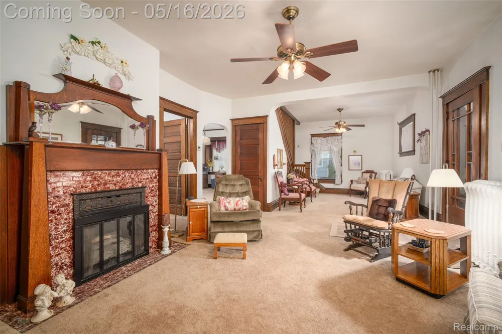 207 Pine River Street Ithaca City, MI 48847