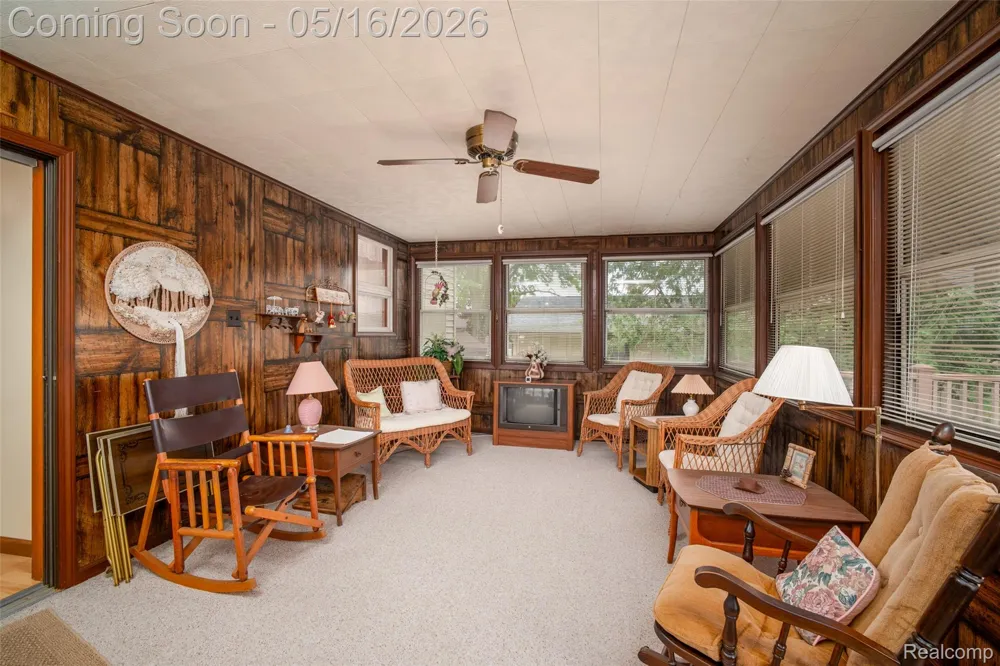 207 Pine River Street Ithaca City, MI 48847
