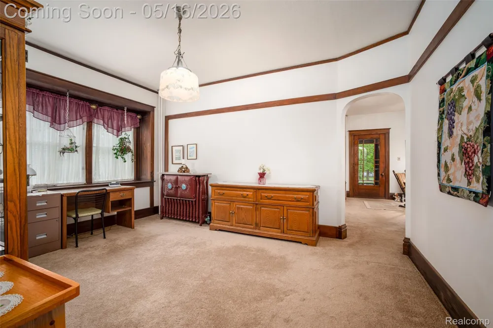207 Pine River Street Ithaca City, MI 48847