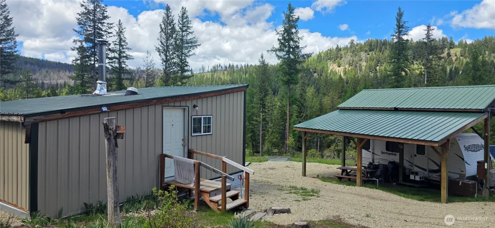 790 BONAPARTE LAKE RD Tonasket, WA 98855