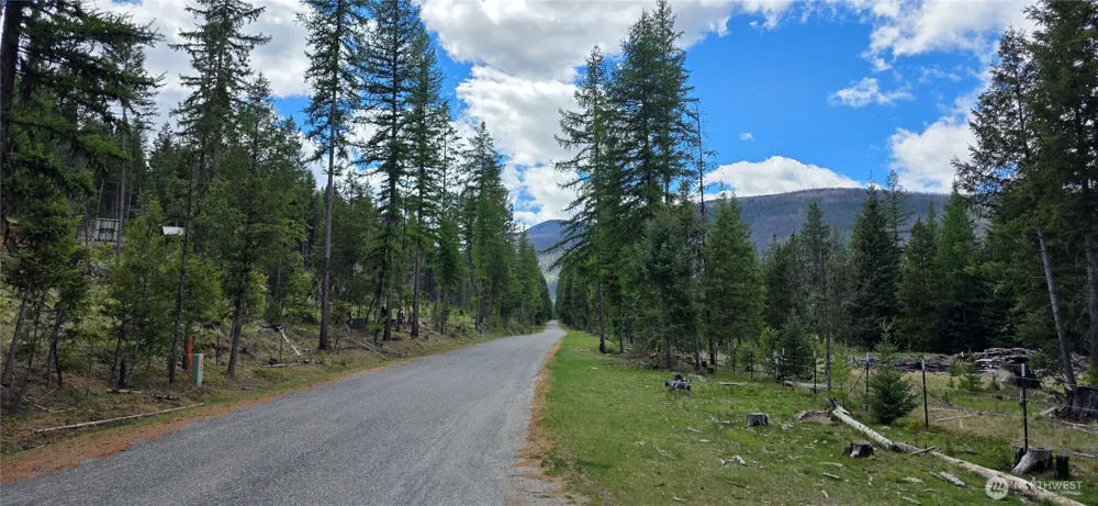 790 BONAPARTE LAKE RD Tonasket, WA 98855