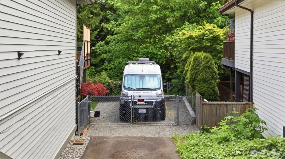 27520 46th Avenue S Auburn, WA 98001