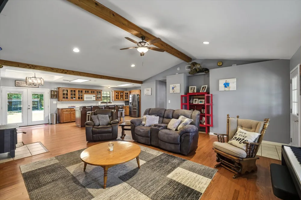 6663 CLEARWATER RANCH ROAD Wills Point, TX 75169