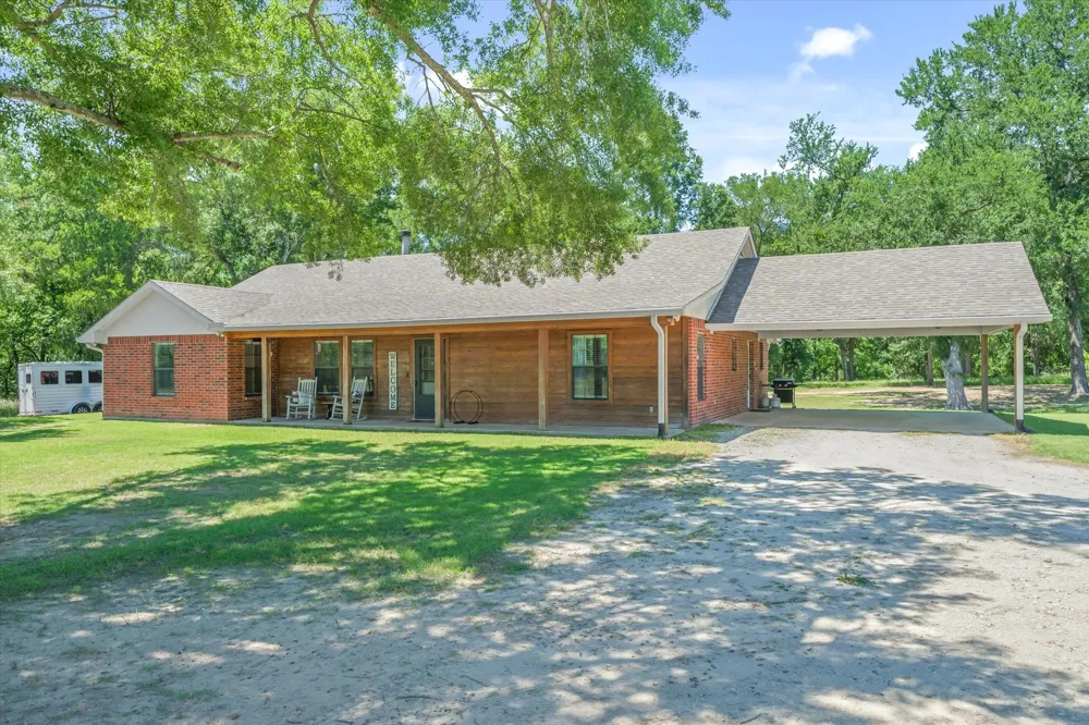 6663 CLEARWATER RANCH ROAD Wills Point, TX 75169