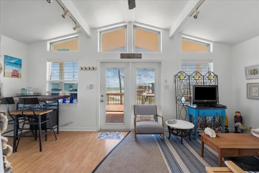 819 Sea Shell Drive Surfside Beach, TX 77541