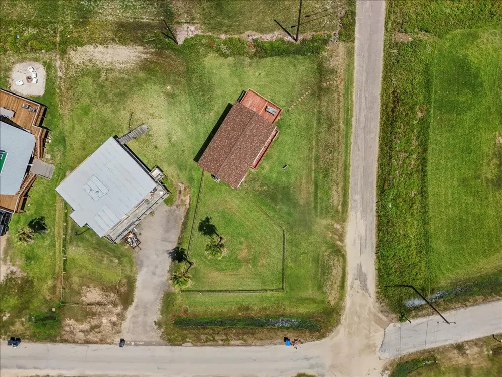 819 Sea Shell Drive Surfside Beach, TX 77541