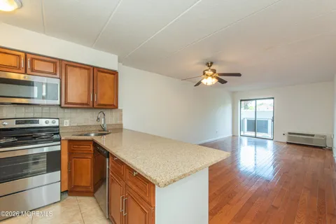 5 Linden Street #3J