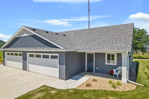 1151 Eagle Lane