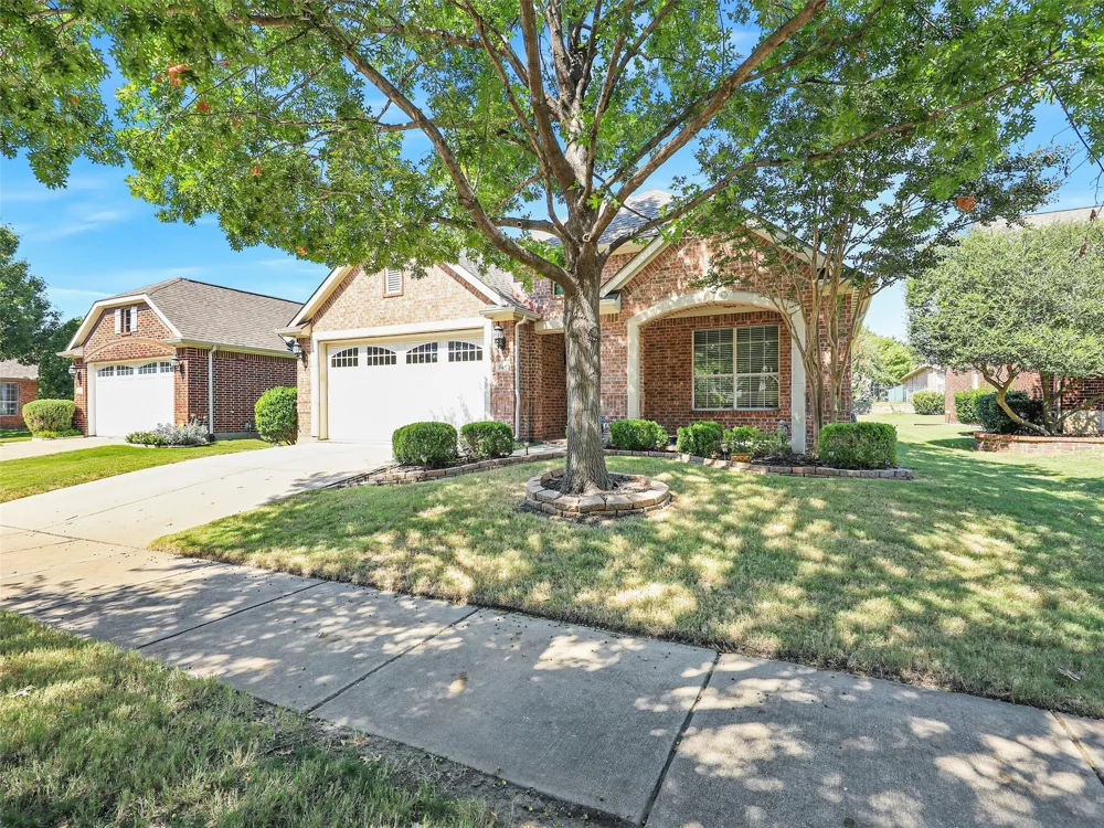 248 Burnswick Isles Way Frisco, TX 75036